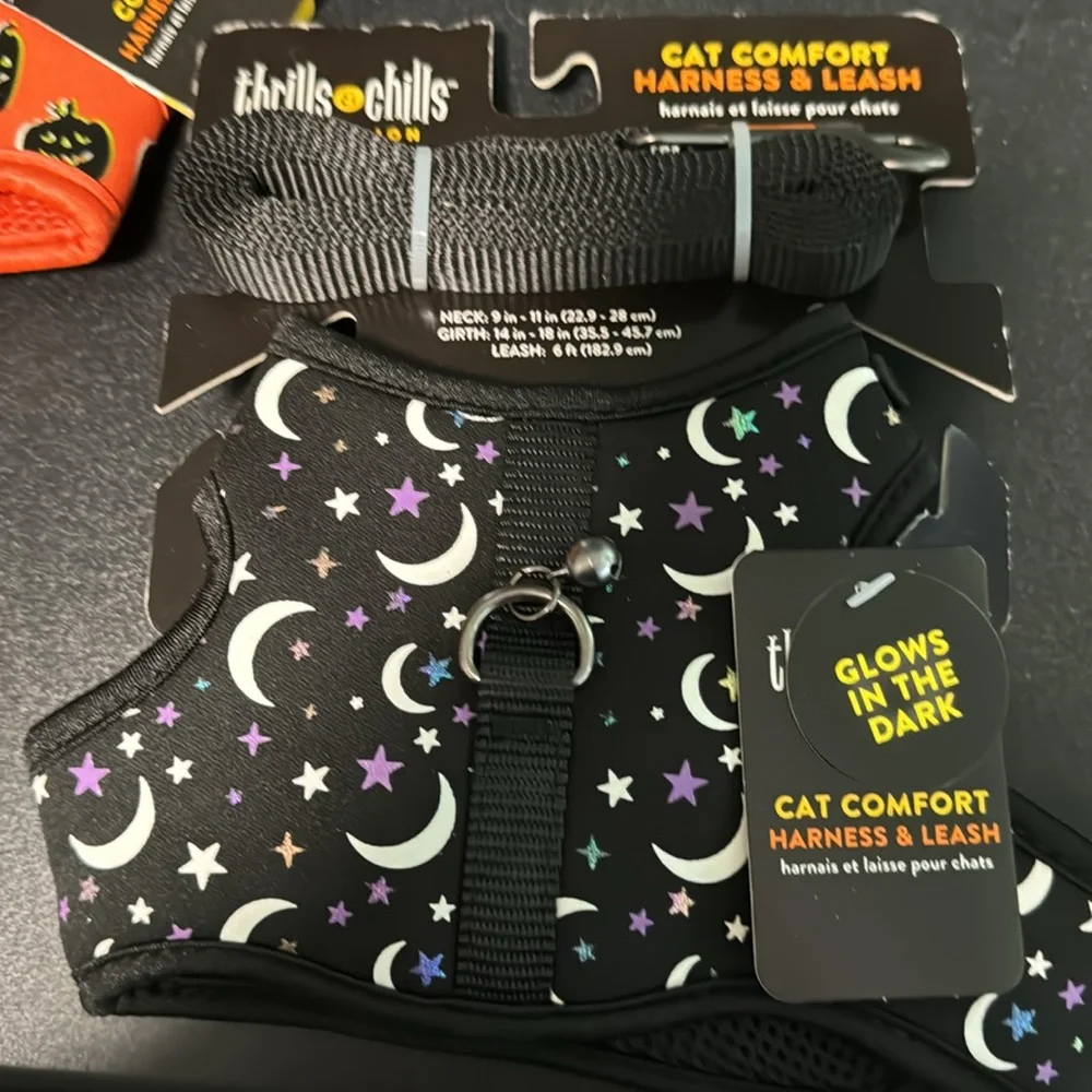 Cat Halloween harness and leash